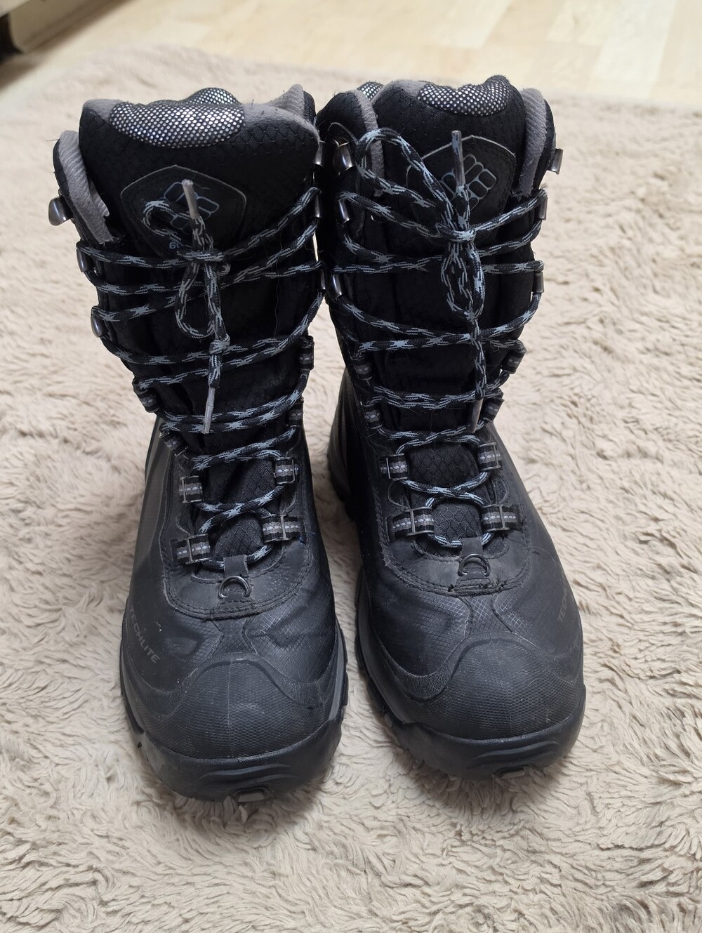 Columbia Women's Black and Gray Insulated Bugaboot Boots 8 - Picture 2 of 6